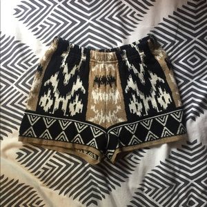 UO/ Sparkle & Fade knit pattern shorts